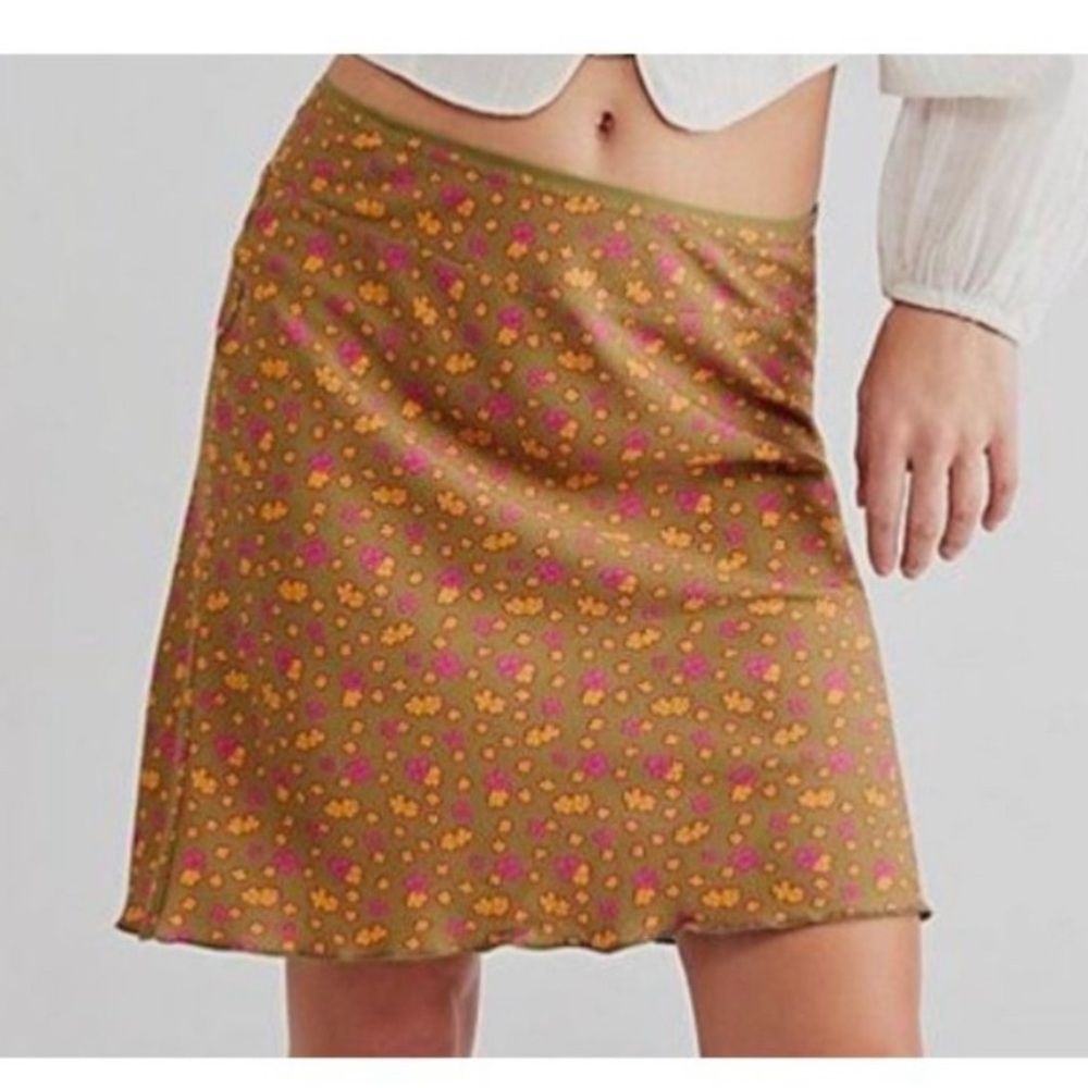 Free People IRL Mini Slip Skirt Olive Floral Sz 8 Preowned